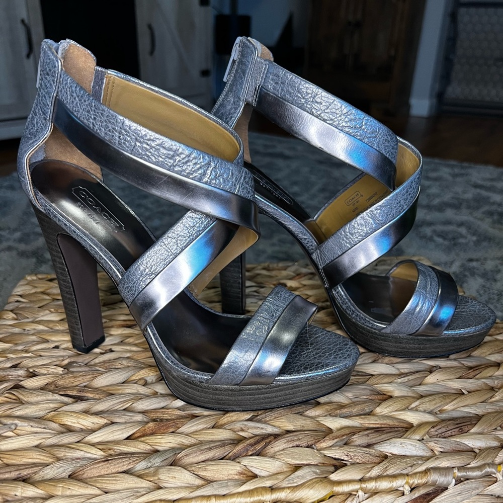 Women’s COACH heels grey/silver size 7.5